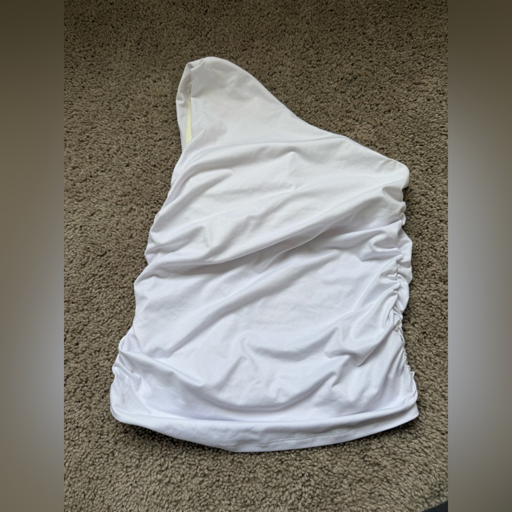 Klassy Network one shoulder white top small - Picture 5 of 5